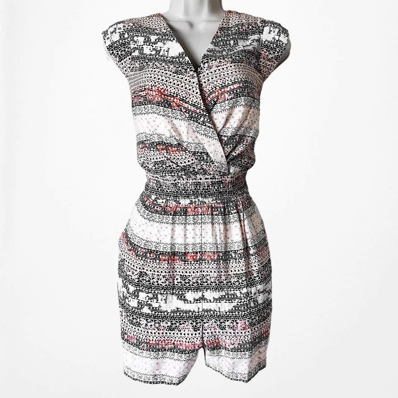 BCBGeneration White Gray Casual V-Neck Printed Striped Romper Dress Size S/M